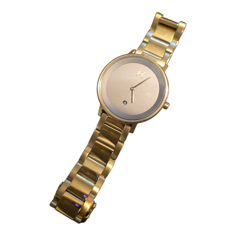 MVMT Gold Smartwatch with Minimalist Design